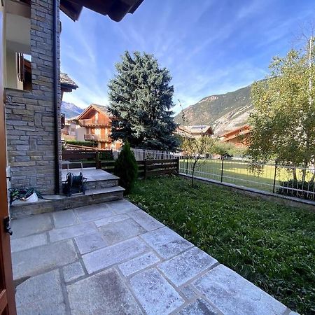 Incantevole Appartamento Con Giardino - Garage Privato E Free Wifi Oulx Exteriér fotografie