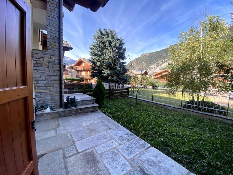 Incantevole Appartamento Con Giardino - Garage Privato E Free Wifi Oulx Exteriér fotografie